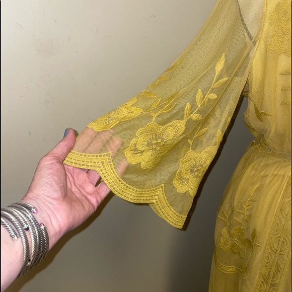 NWOT Lace floor length (under) shorts romper - Picture 2 of 6